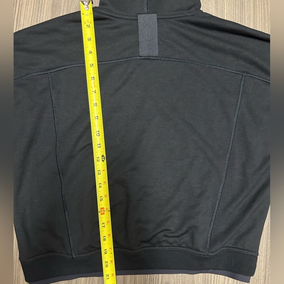 Athleta Recover Hoodie in Black - Picture 9 of 12